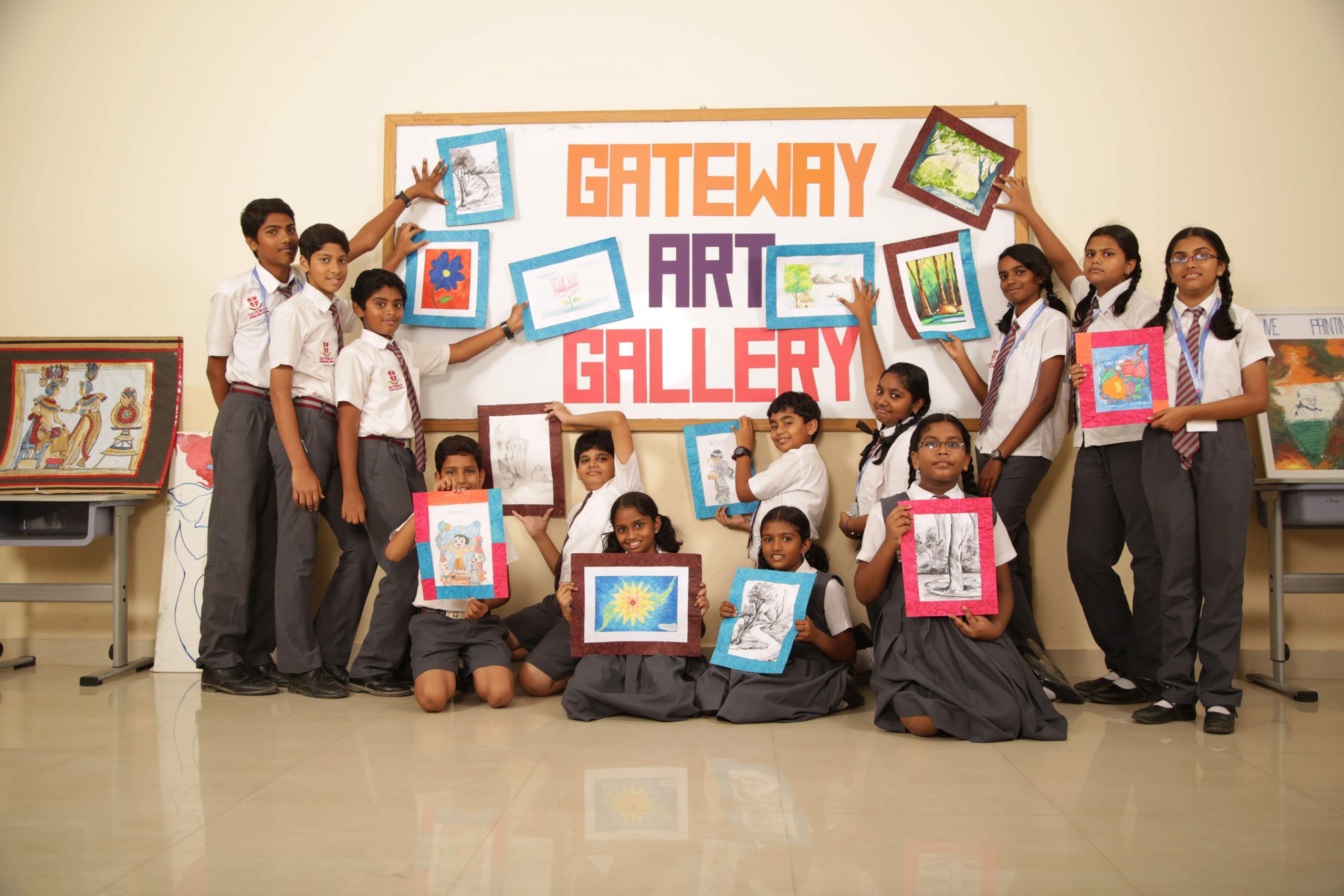 art Strudents showcasing artwork